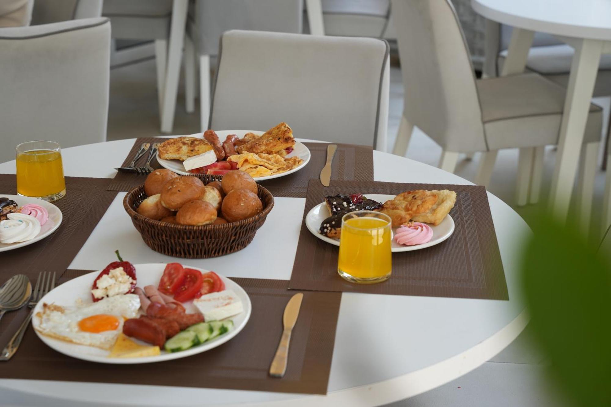 Sunset Hotel Škalngur