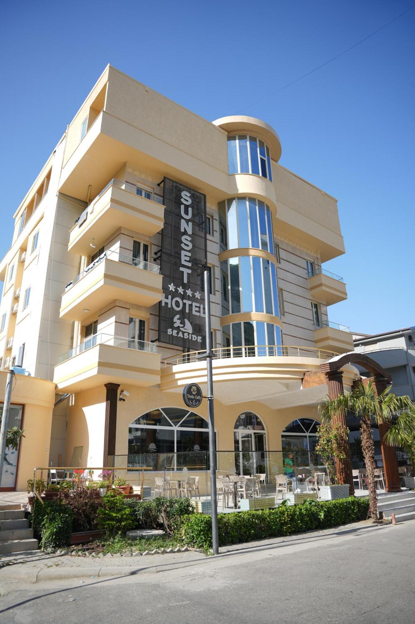 Sunset Hotel 4*