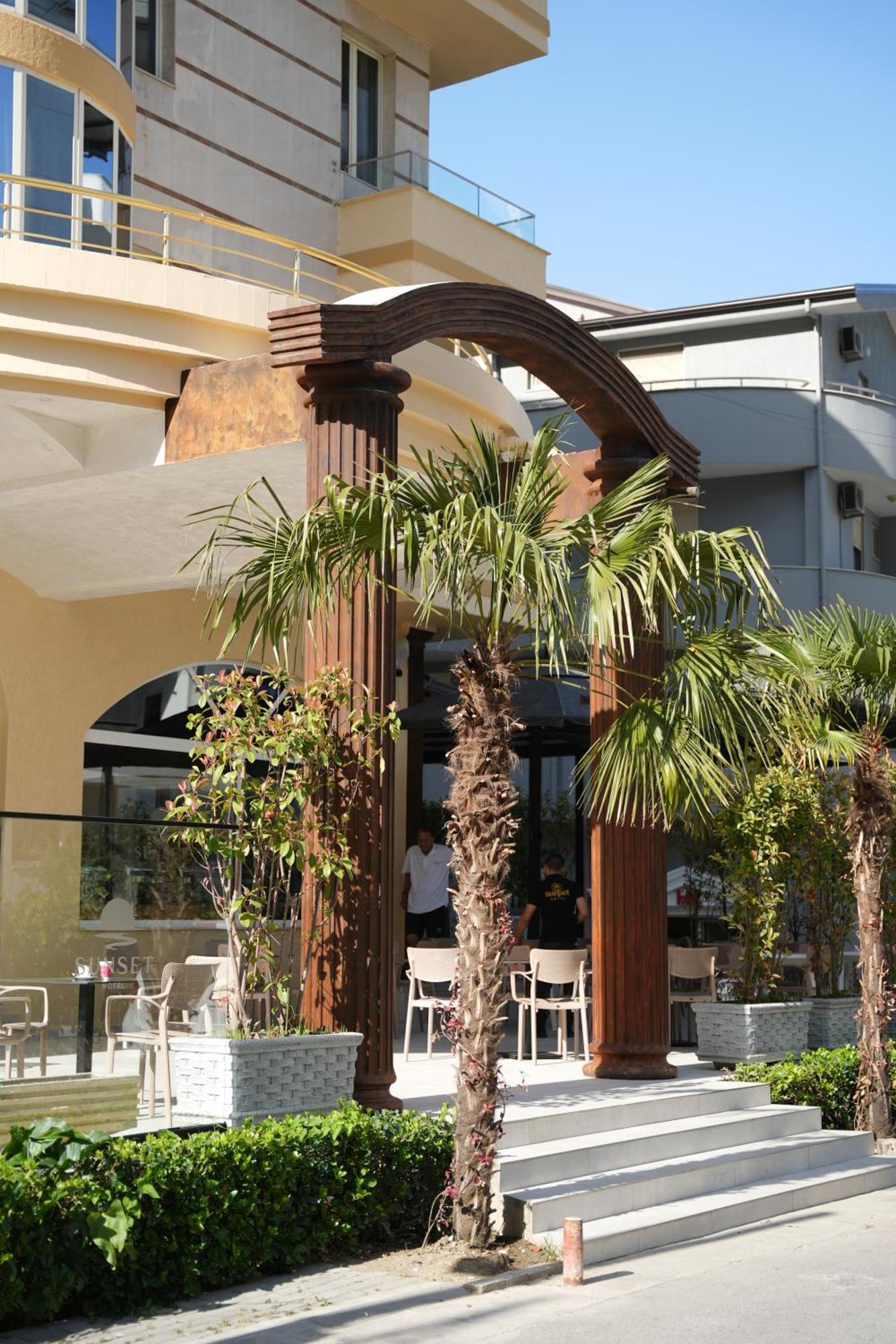 Sunset Hotel